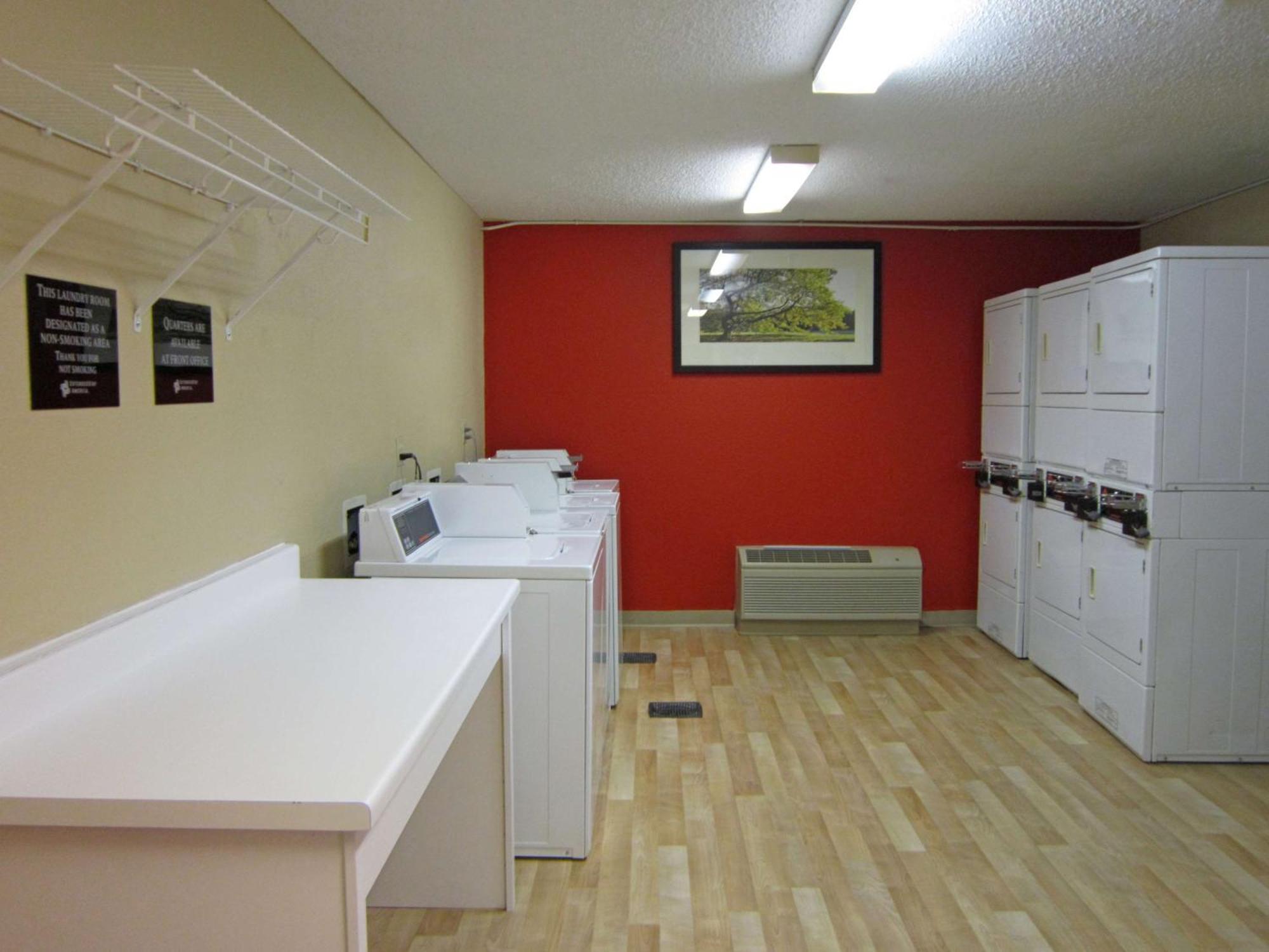 Extended Stay America Suites - Houston - Nasa - Johnson Space Center Nassau Bay Bagian luar foto