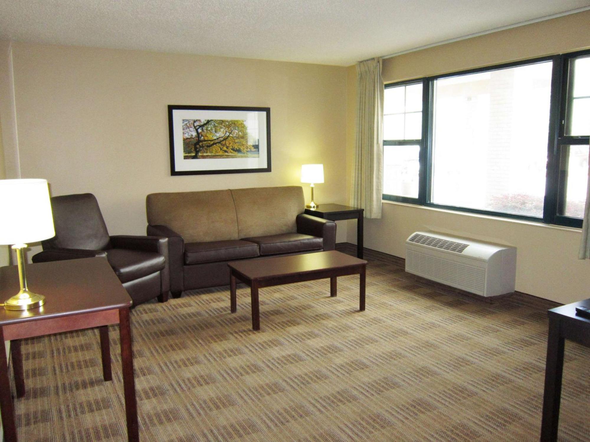 Extended Stay America Suites - Houston - Nasa - Johnson Space Center Nassau Bay Bagian luar foto