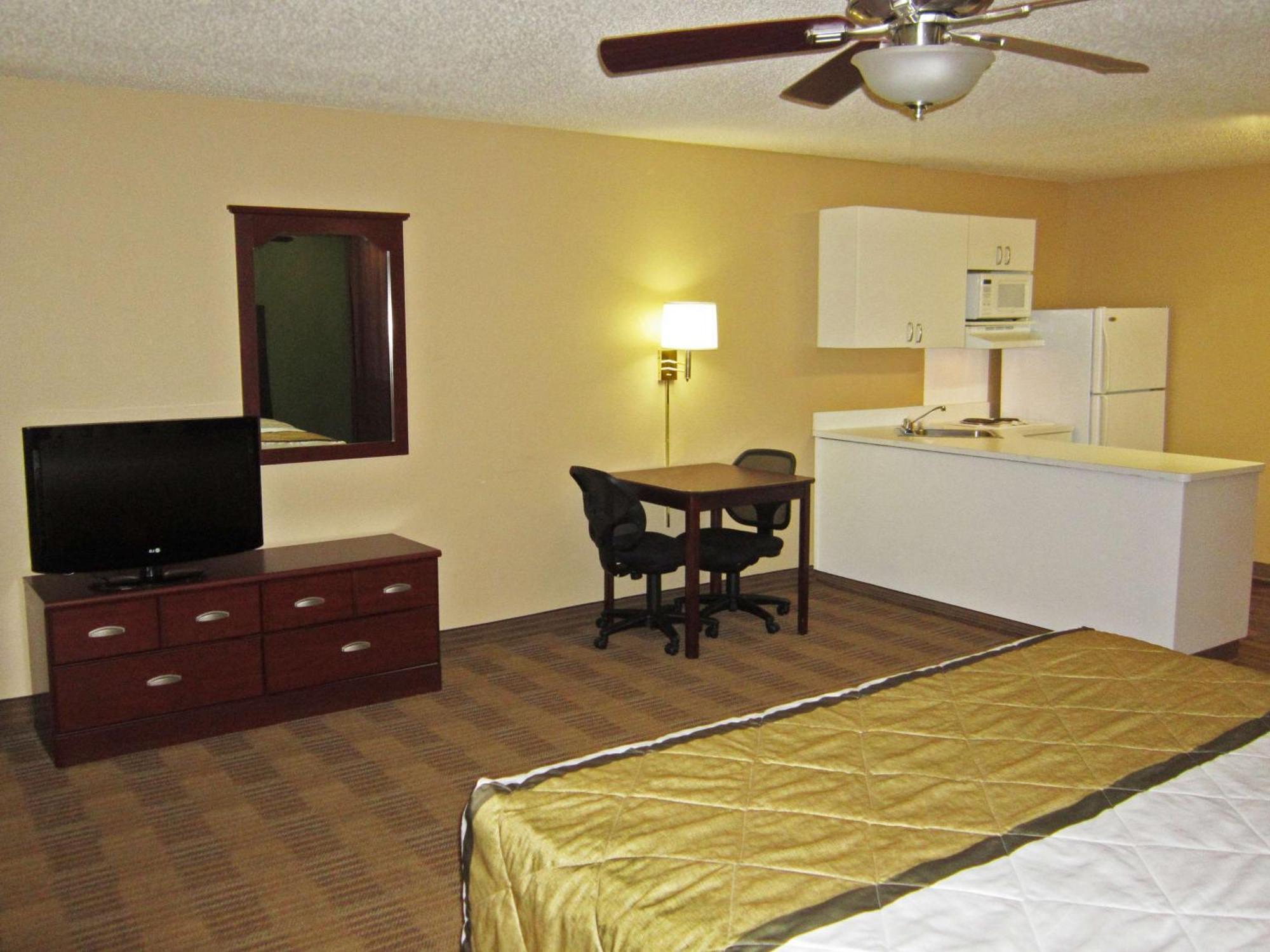Extended Stay America Suites - Houston - Nasa - Johnson Space Center Nassau Bay Bagian luar foto