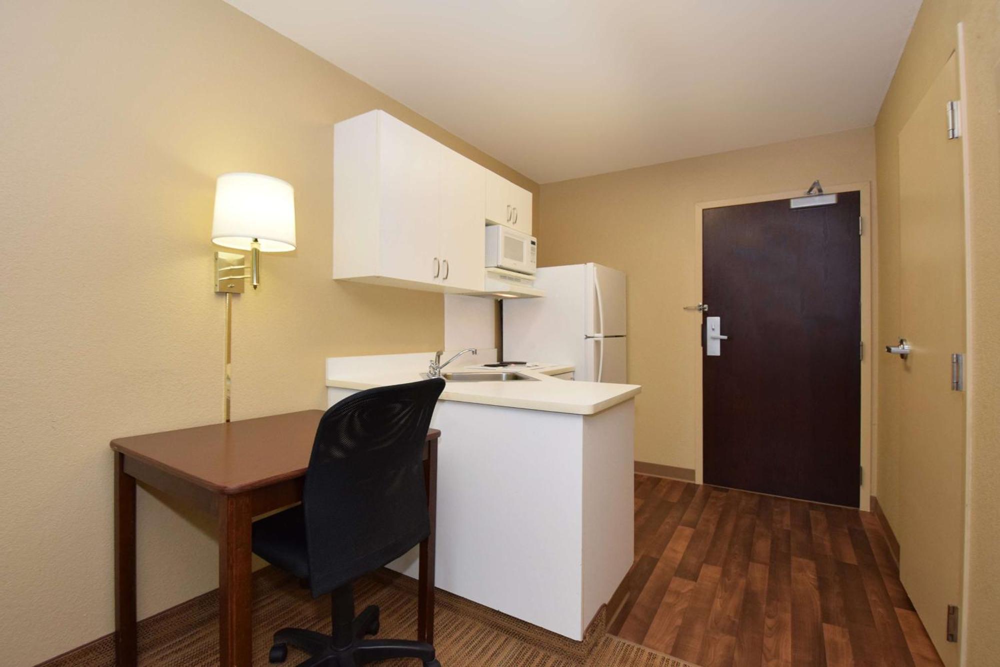 Extended Stay America Suites - Houston - Nasa - Johnson Space Center Nassau Bay Bagian luar foto