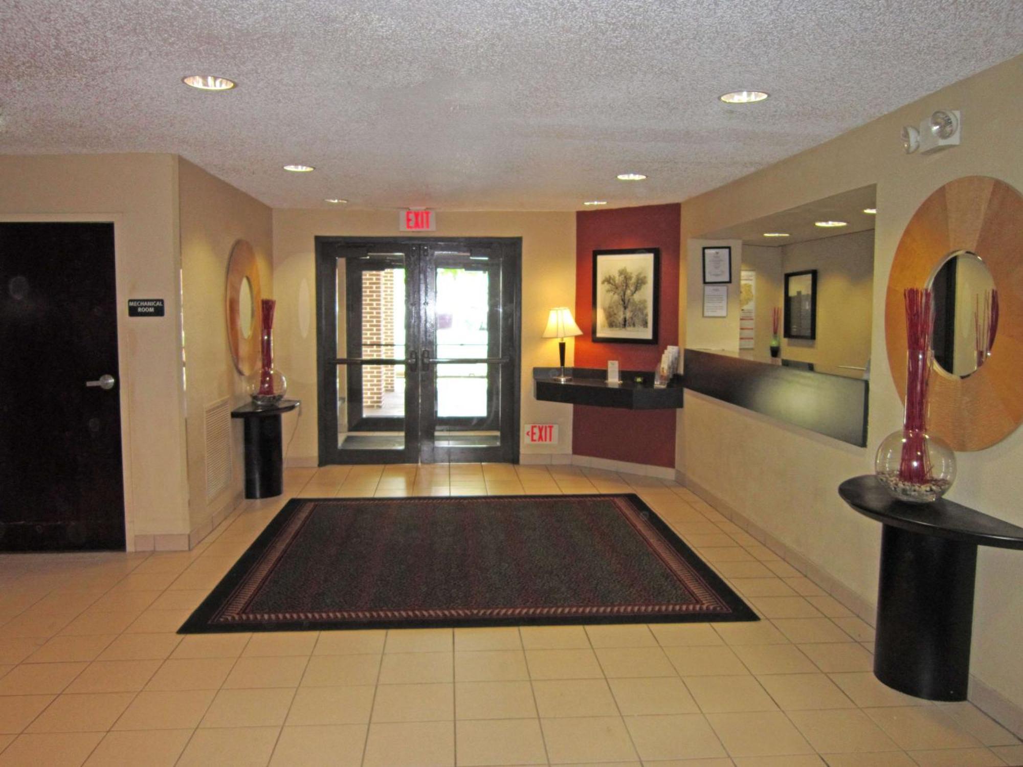 Extended Stay America Suites - Houston - Nasa - Johnson Space Center Nassau Bay Bagian luar foto